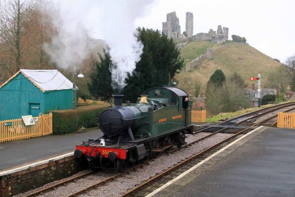 Great Western Railway Steam Locomotive Brings A Taste Of The West