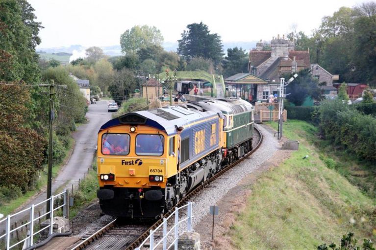 WAVE 105 RADIO PRESENTER MARK COLLINS TO NAME CLASS 66 DIESELELECTRIC